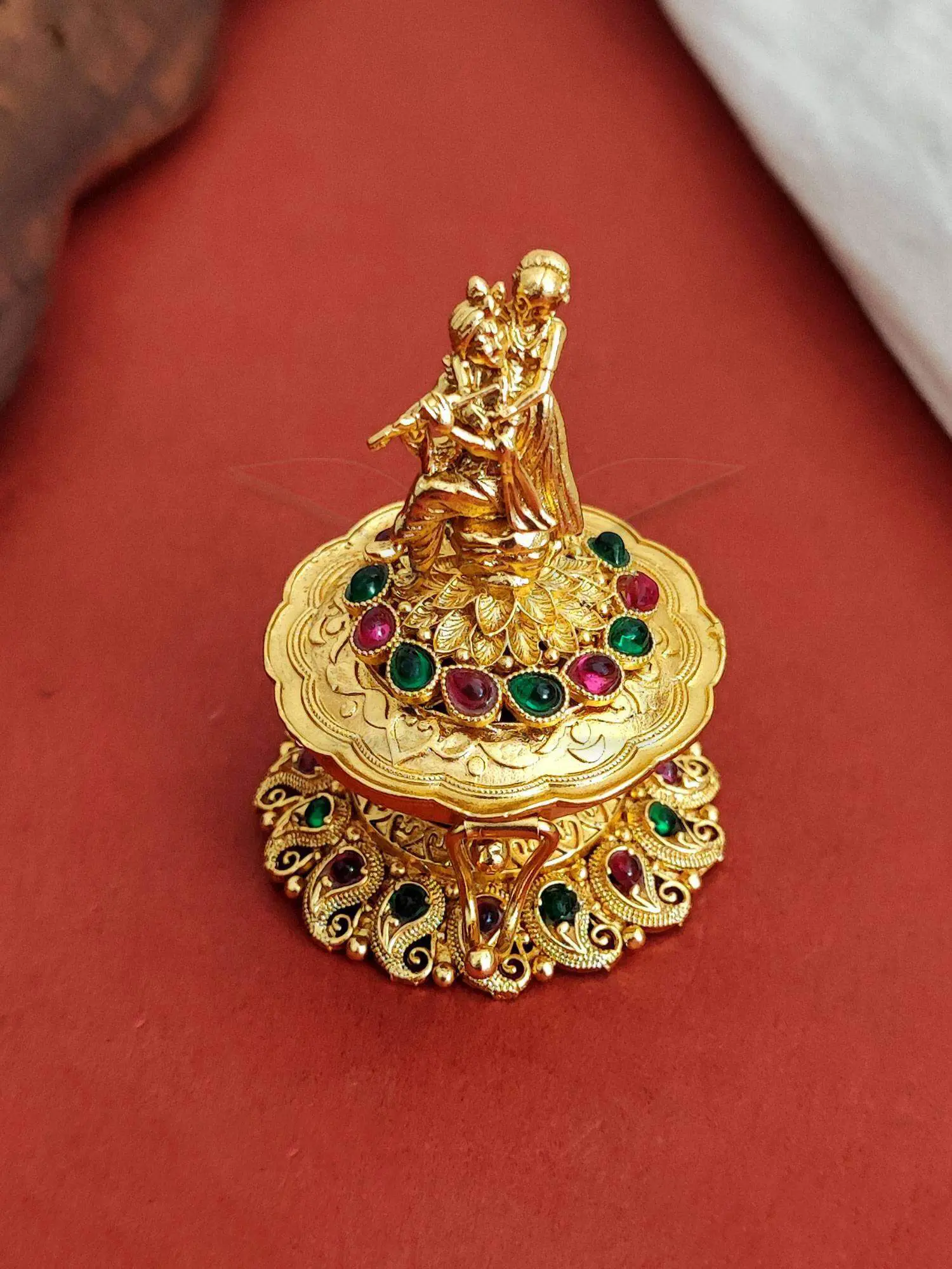 AntiqueSindurbox-Pumiroots-PRSB-25-103 designer Radha Krishna box, antique gold